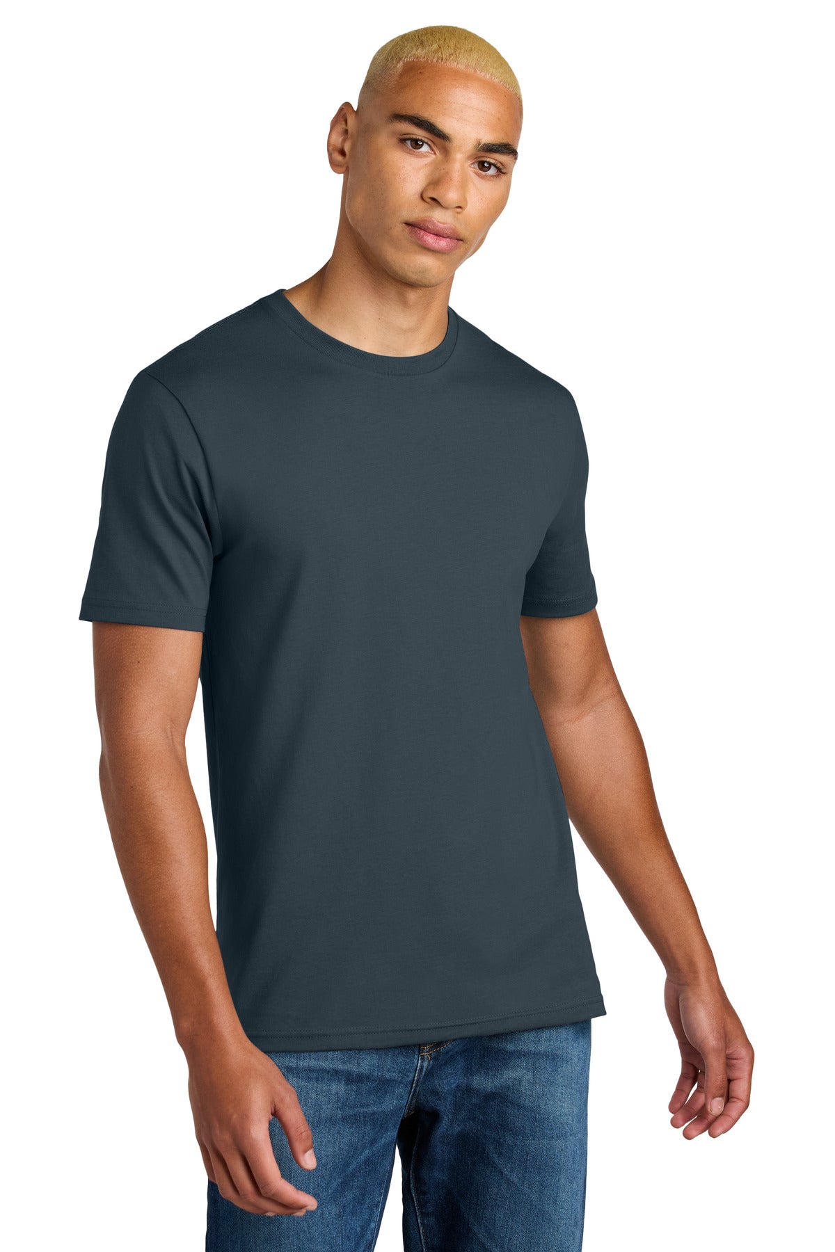 District ® Perfect Weight ® Icon Tee DT106