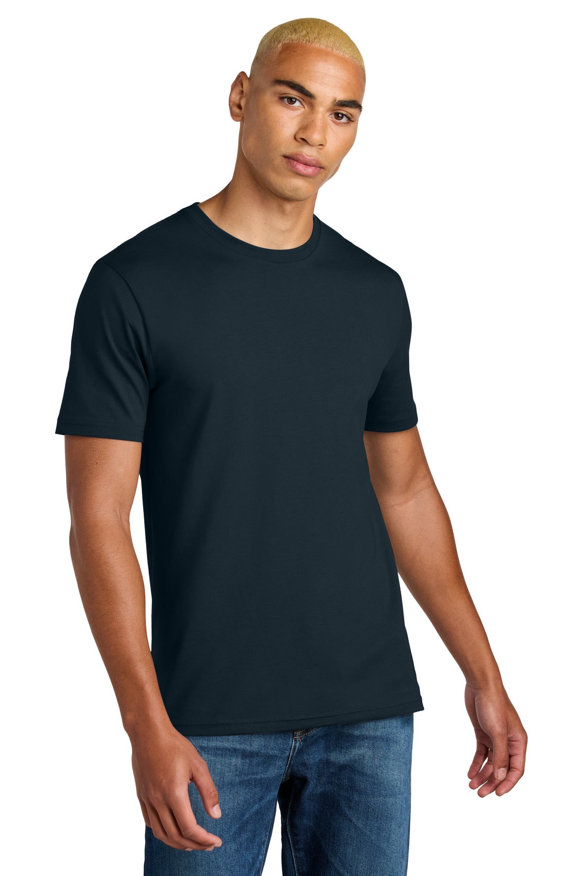District ® Perfect Weight ® Icon Tee DT106